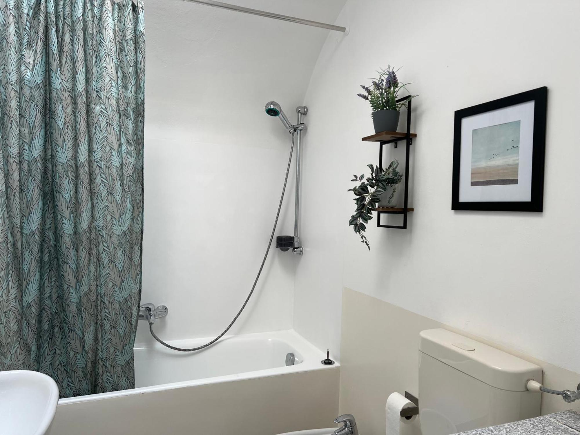 Spacious 2 Bedroom Condo Colletta Buitenkant foto